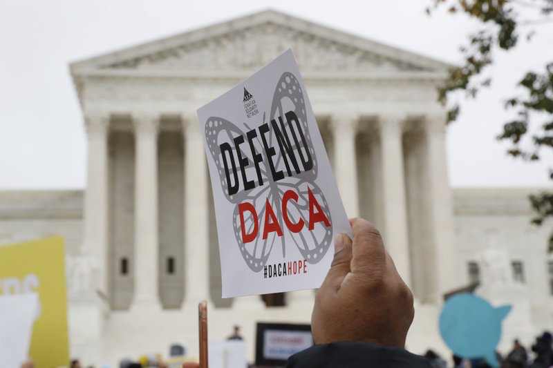 EU aprueba primeras solicitudes al DACA en años