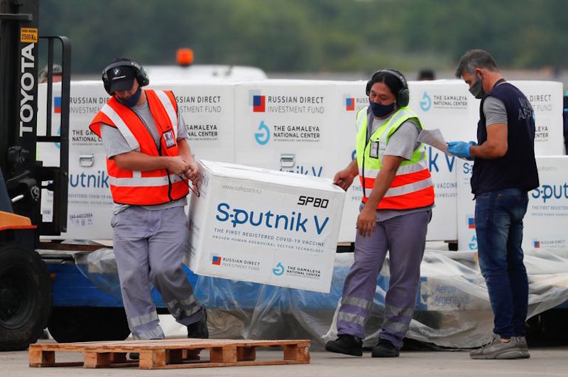 Se daría autorización en próximas horas para uso de emergencia en México de vacuna Sputnik V