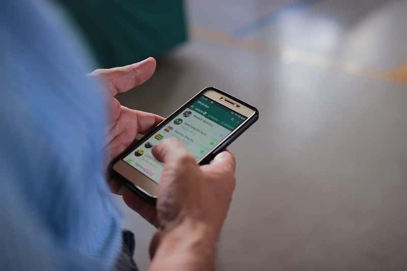 Convocan a amparo colectivo contra padrón de celulares