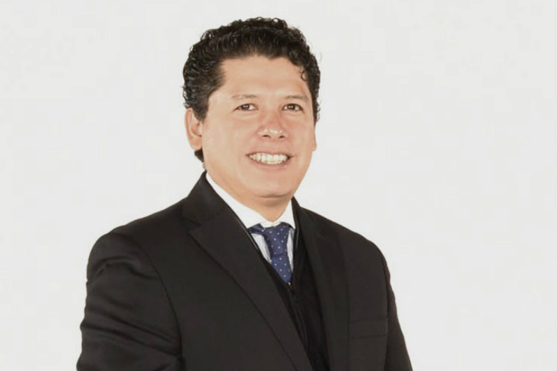 Nombra Sánchez Cordero a Carlos Avilés como nuevo vocero de Segob