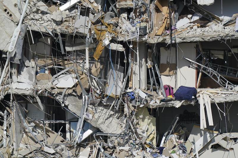 Con ‘Elsa’ que se avecina, comenzará demolición de condominio colapsado