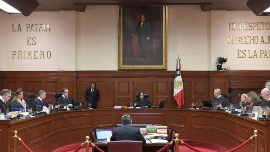 Corte pone en riesgo la democracia al invalidar Ley de Publicidad: Presidencia