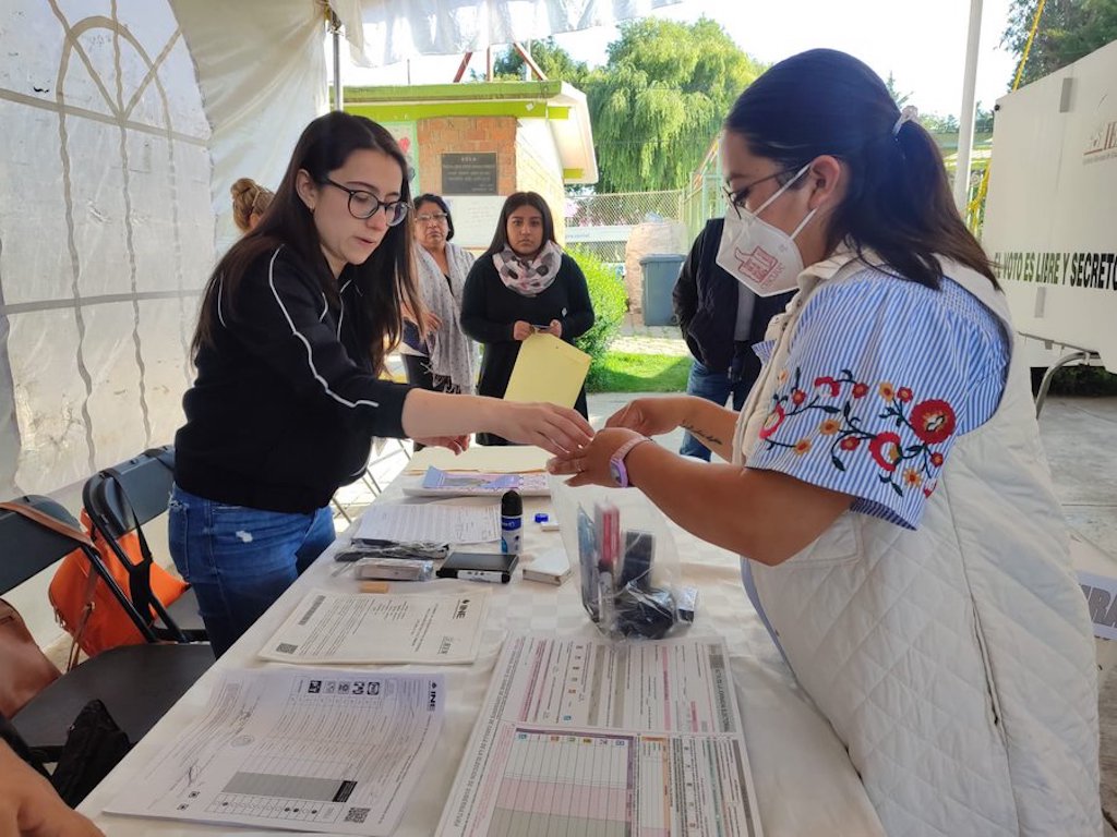 Informa INE que se instalaron el 96.14% de las casillas en Coahuila y Edomex