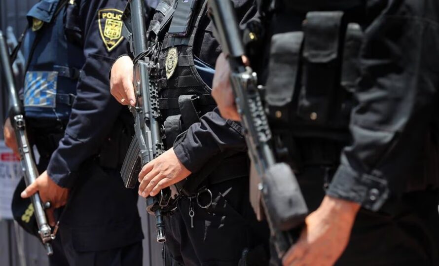 Se enfrentan policías a secuestradores en la Cuauhtémoc y liberan a víctima