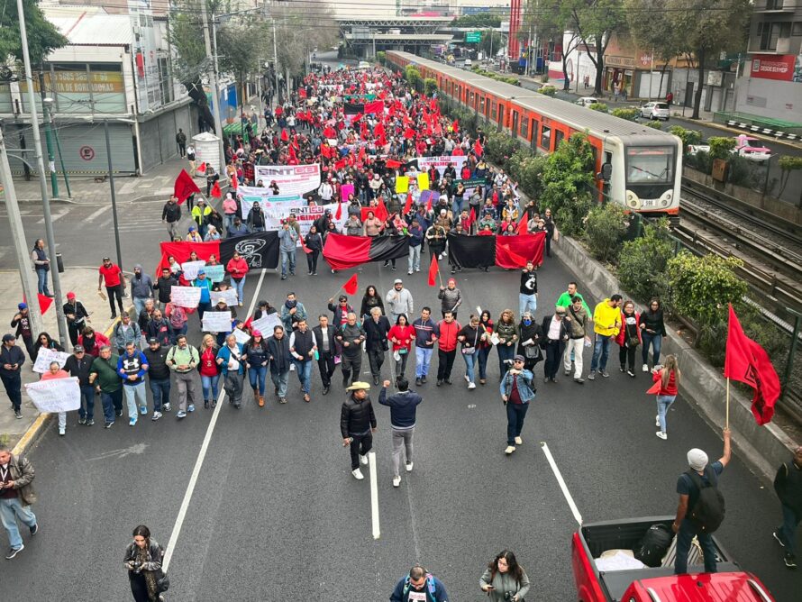 ¡Toma precauciones! Trabajadores del Colegio de Bachilleres realizan bloqueos al sur de CdMx y en Edomex