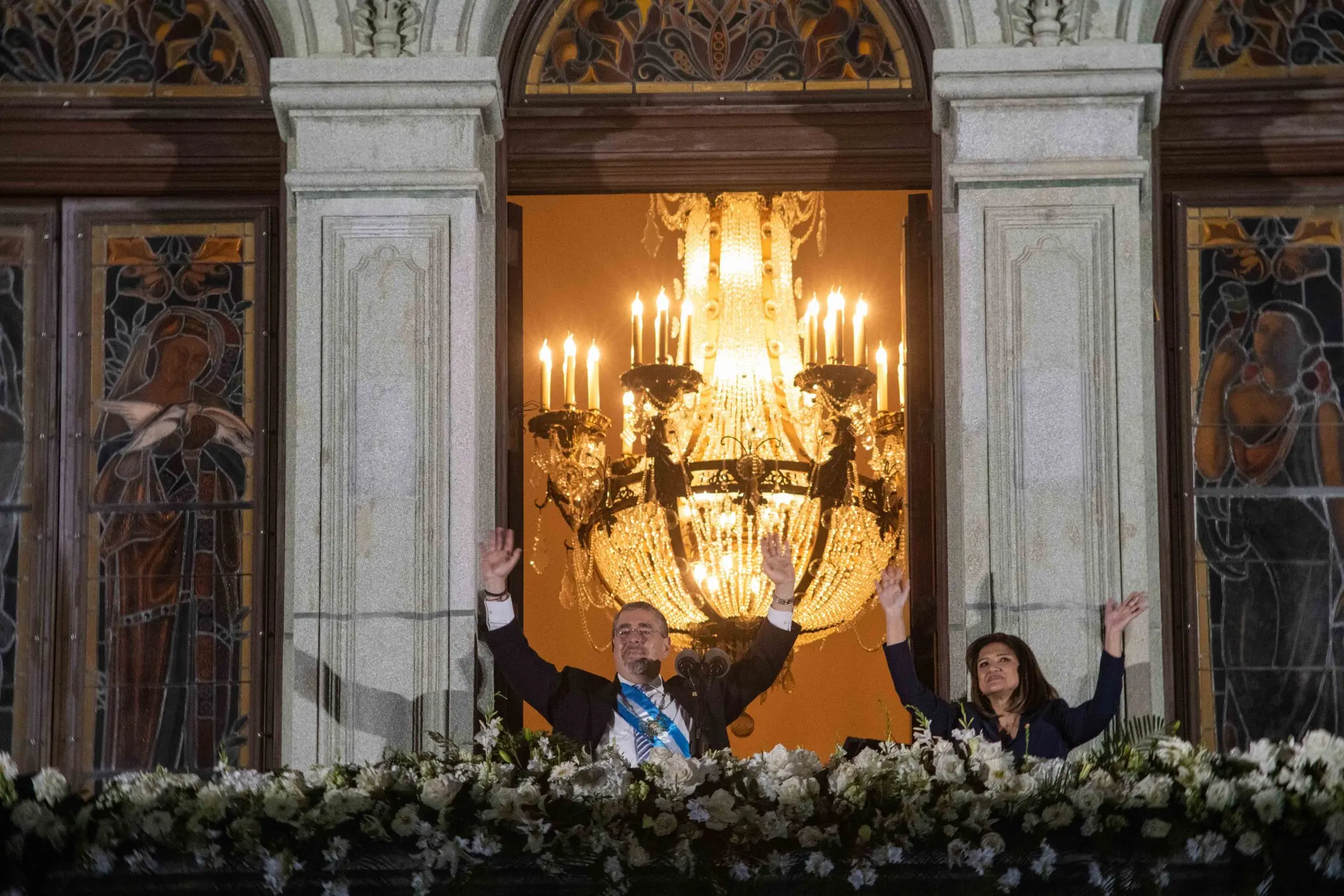 Bernardo Arévalo Asume la Presidencia de Guatemala en Medio de Desafíos