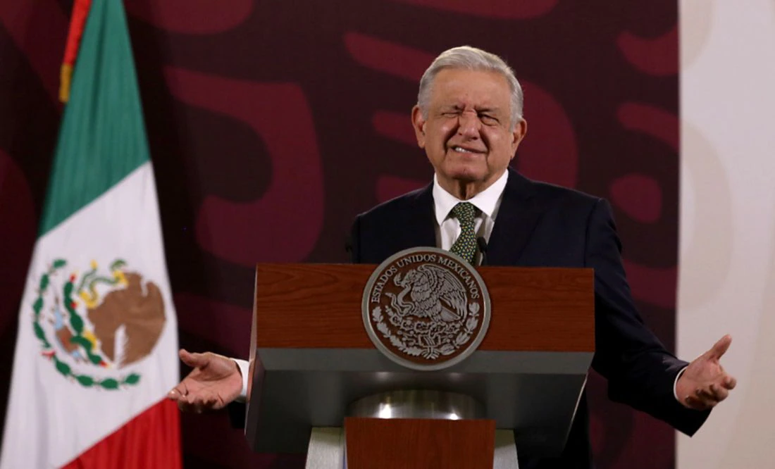 AMLO Excluido de Nominaciones a Premios Esland 2024