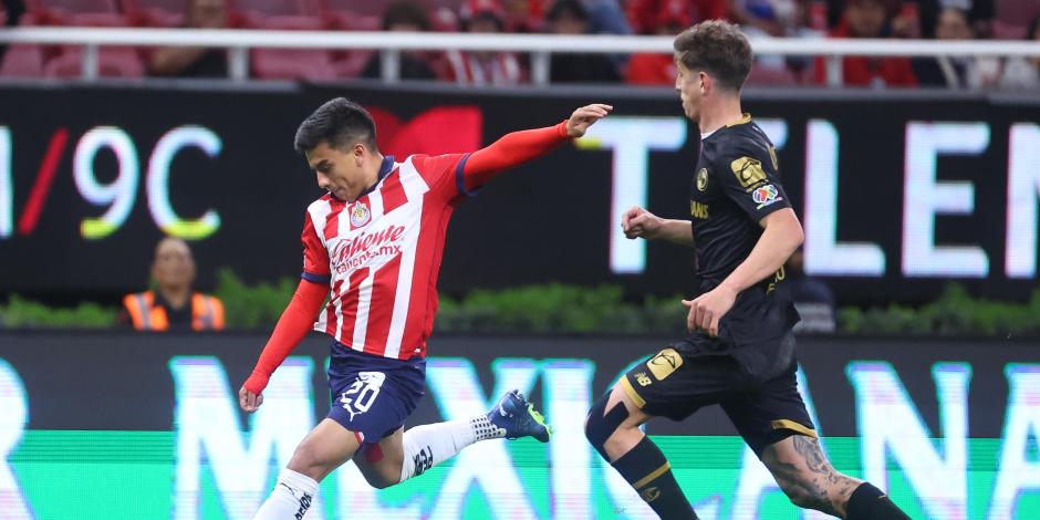 Chivas consigue su primer triunfo del torneo