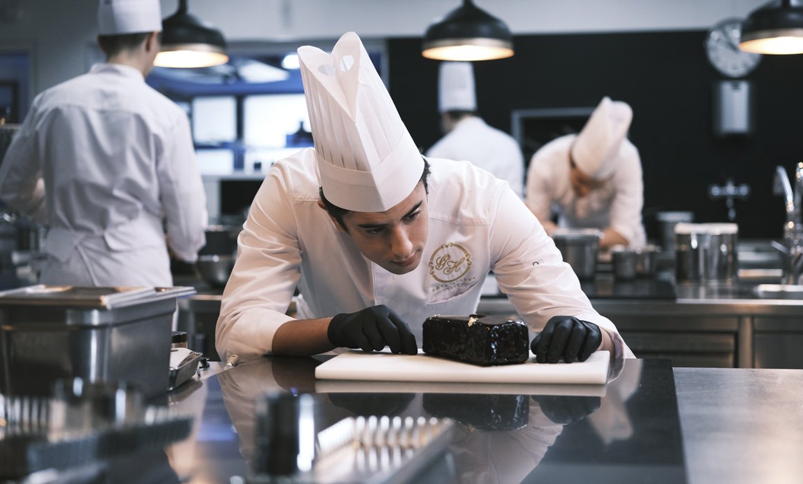 “Dulce Camino”: Un Vistazo a la Repostería y la Superación Personal en el Cine Francés