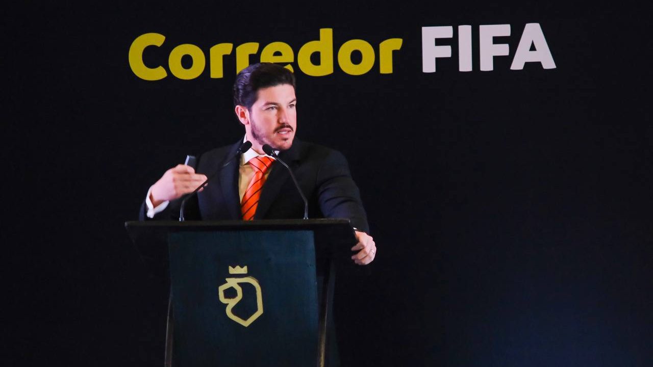 “Nuevo León Busca Sede para el Sorteo del Mundial 2026 con Proyecto de Movilidad ‘Corredor FIFA'”