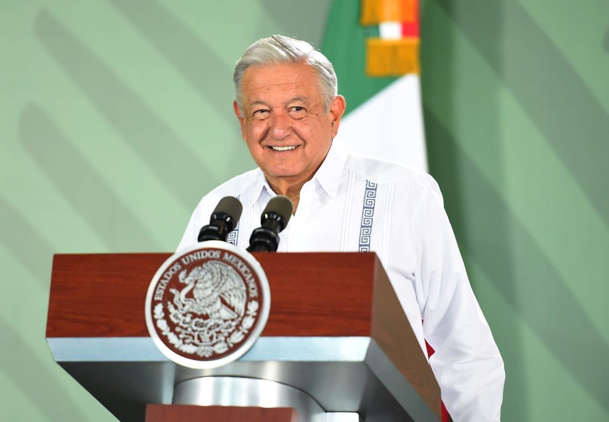 Justifica AMLO participación de Fuerzas Armadas en tareas extras; “no es militarizar al país”
