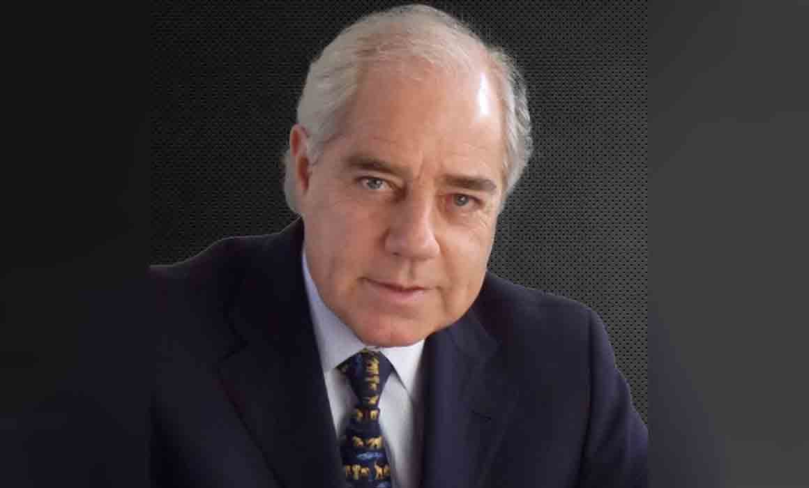 Dr. José Escalante de la Hidalga asume la presidencia de la UMFFAAC para el periodo 2024-2026