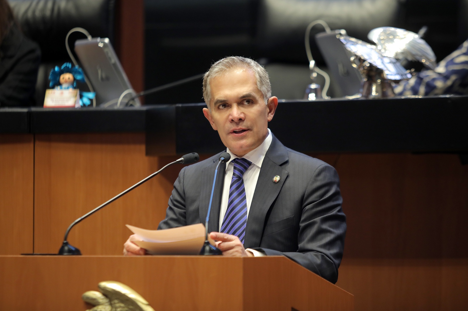 PRD postularía a Mancera como candidato a una diputación federal