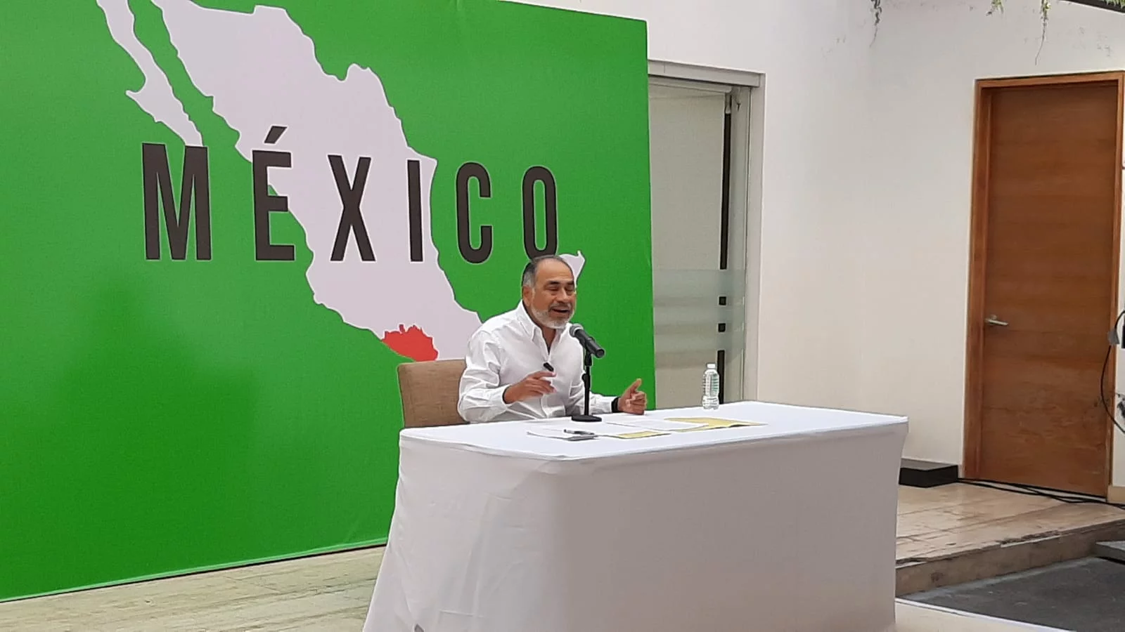Héctor Astudillo Flores Renuncia al PRI por Descontento y Exclusión