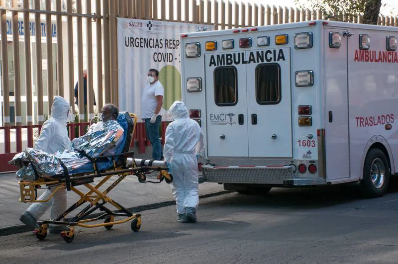 Aumento de Casos de COVID-19 Impacta la Disponibilidad Hospitalaria en México