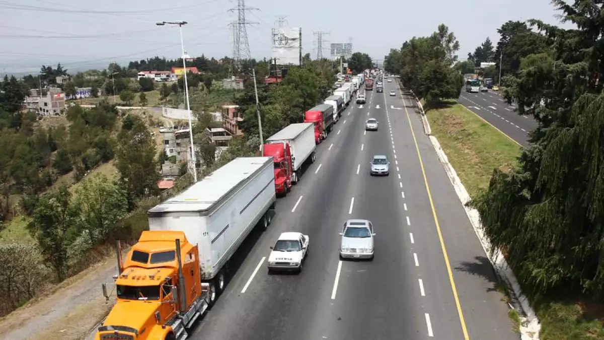 Cierre Temporal de la Autopista México-Toluca por Obras Relacionadas con el Tren El Insurgente