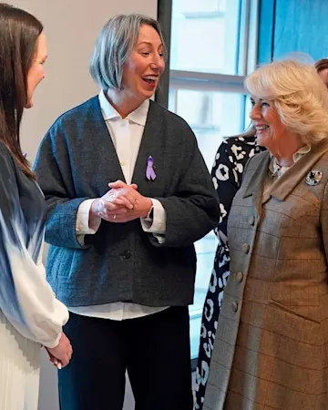 La Reina Camilla se pronuncia sobre el estado de Carlos III antes de su intervención médica