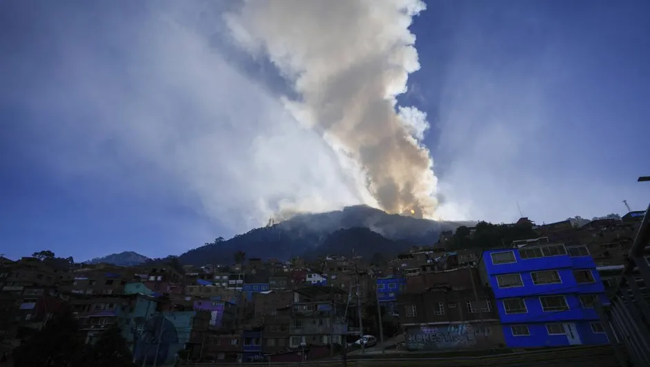 Colombia Declara Desastre por Incendios: Pedido de Ayuda Internacional en Marcha
