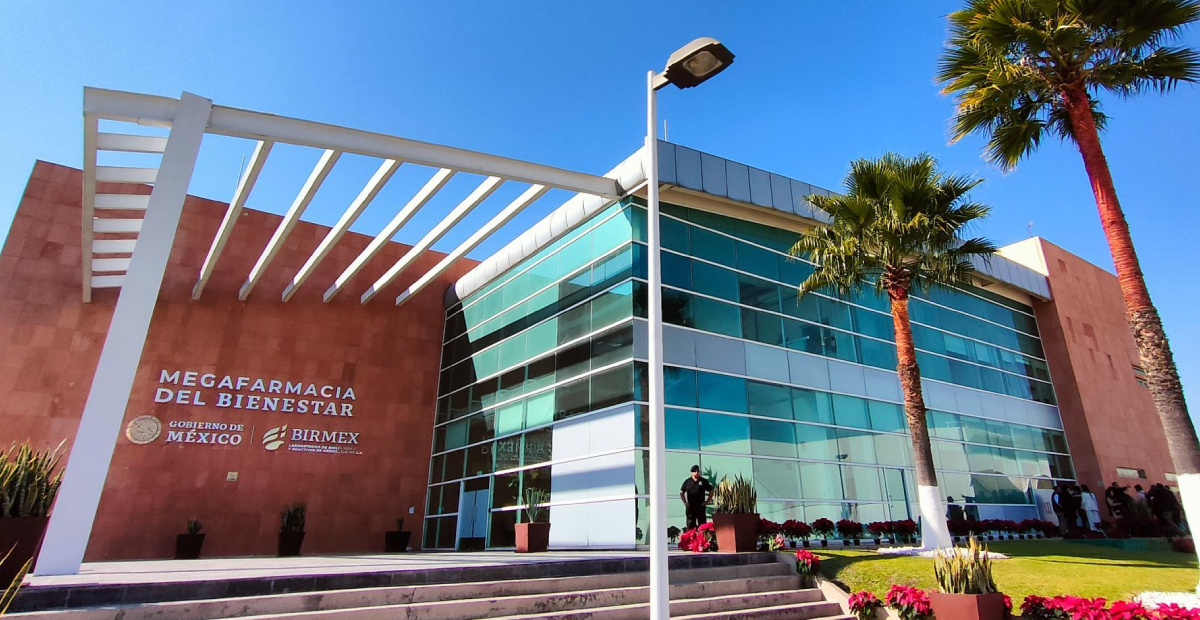 Presidente AMLO Afirma que la “Megafarmacia” Cuenta con Medicamentos, Contrario a Denuncias de Desabasto