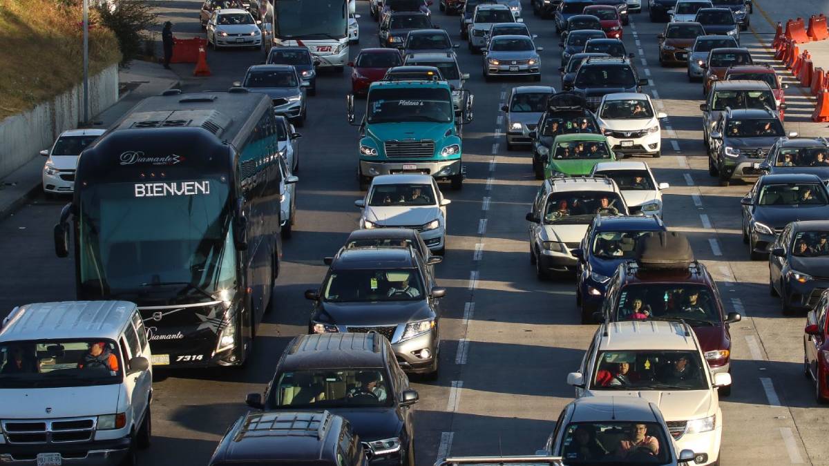 Normativa de Tránsito en CDMX: ¿Cuál es la penalización por circular en reversa?