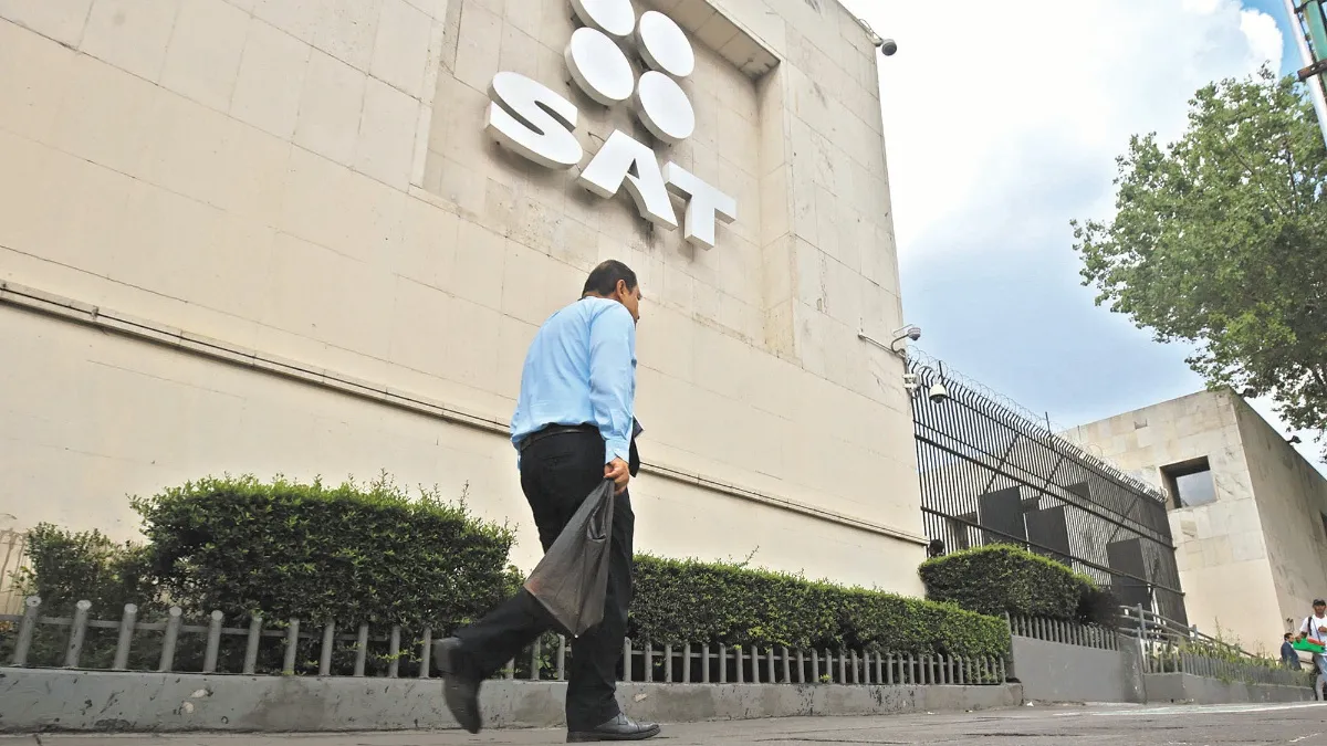 Plazo Hasta el 31 de Enero: SAT Insta a Empresas a Cambiarse al RESICO