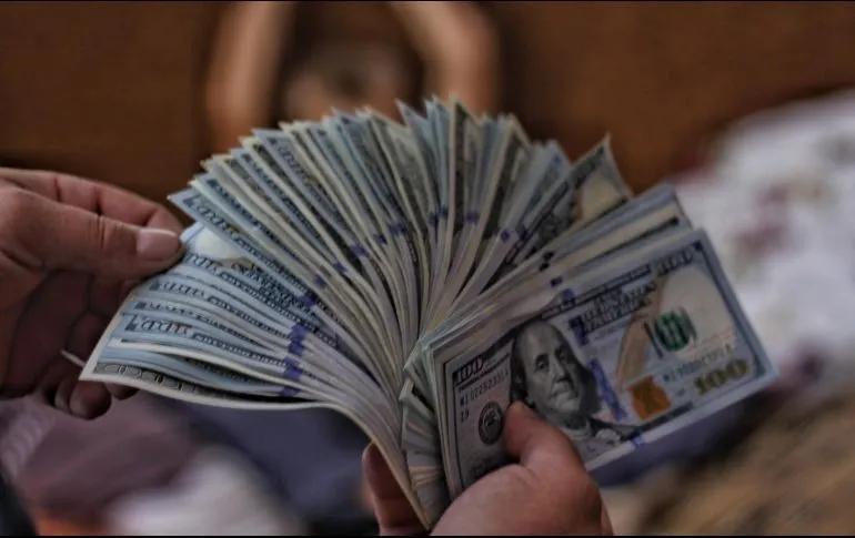 Comportamiento de la cotización del dólar en México para el martes