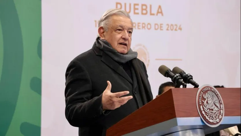 Perspectivas desde la Mañanera de AMLO: Diálogo por la Paz, Defensa Democrática y Logros en Puebla