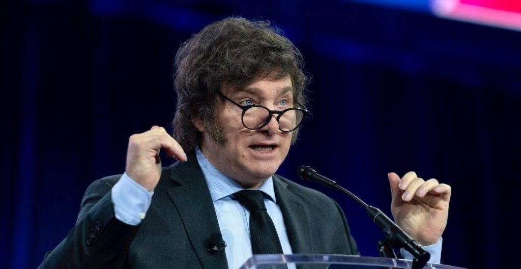 Milei Prohíbe Uso del Lenguaje Inclusivo en la Administración Pública Argentina