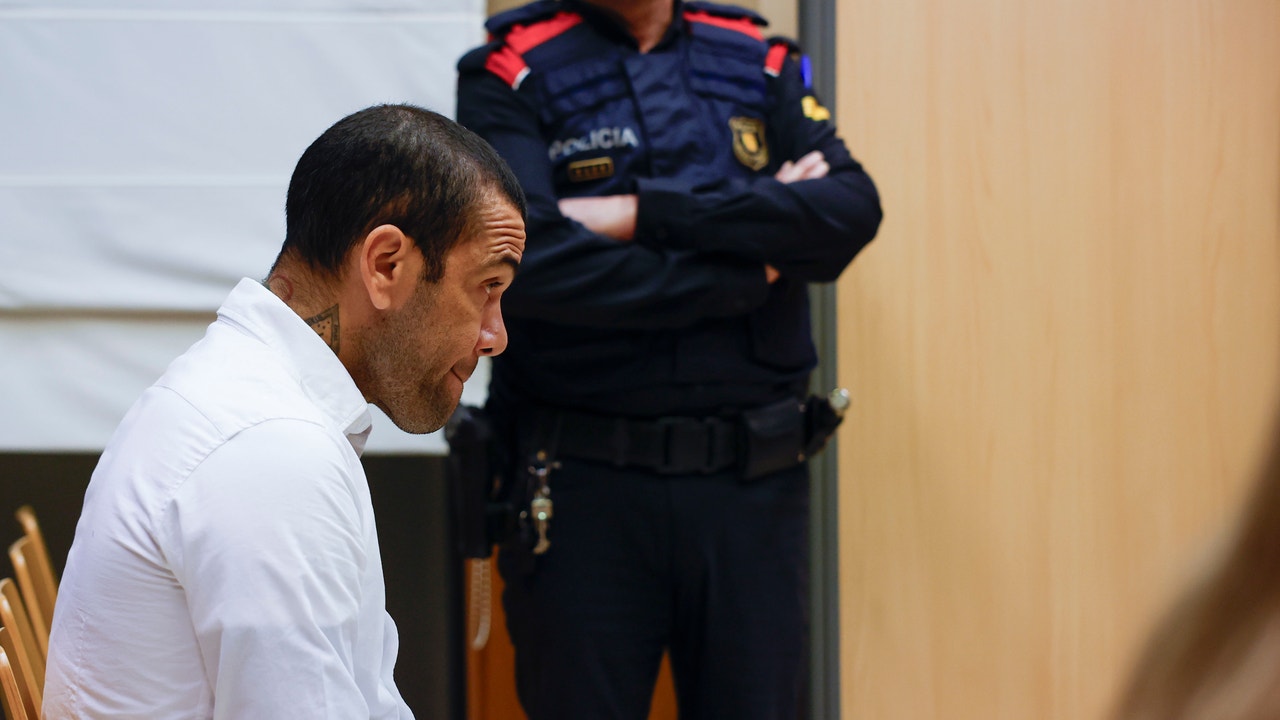 Juicio en Marcha: Dani Alves Enfrenta Acusaciones de Agresión Sexual
