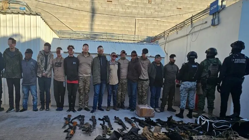 Operativo en San Luis Río Colorado: Dos Delincuentes Abatidos y 13 Detenidos