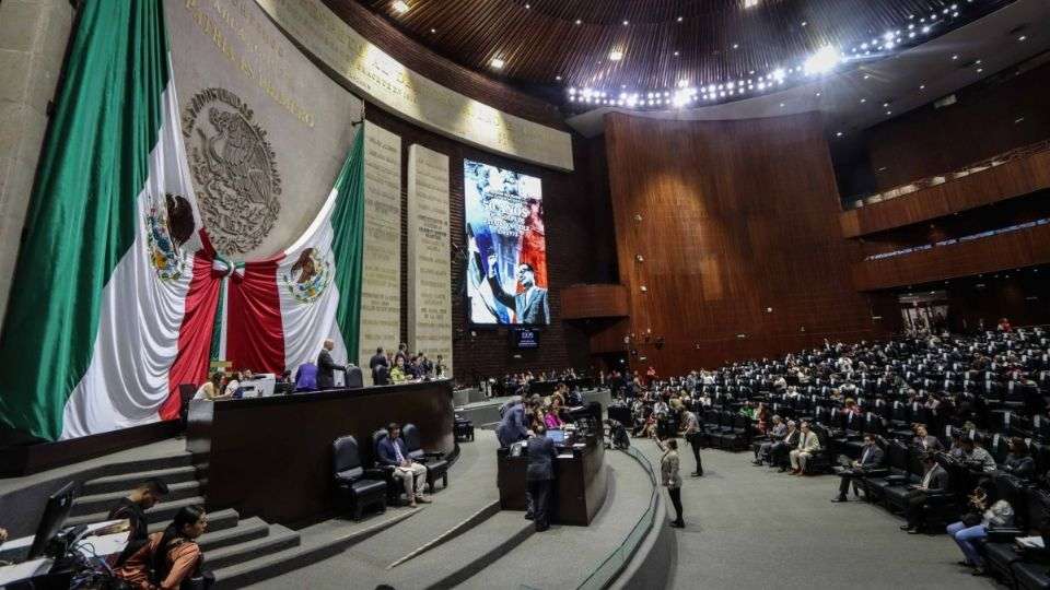 Propuestas de Reforma de AMLO Ingresan a Comisiones en la Cámara de Diputados