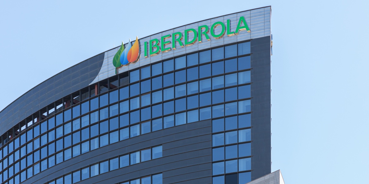 Iberdrola Completa la Venta de 13 Plantas Eléctricas al Gobierno Mexicano por 6,200 Millones de Dólares