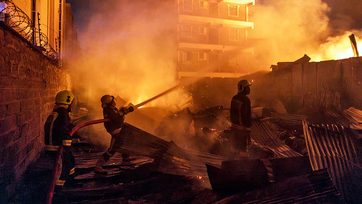 Explosión de Gas en Nairobi, Kenia: Tres Fallecidos y 271 Heridos