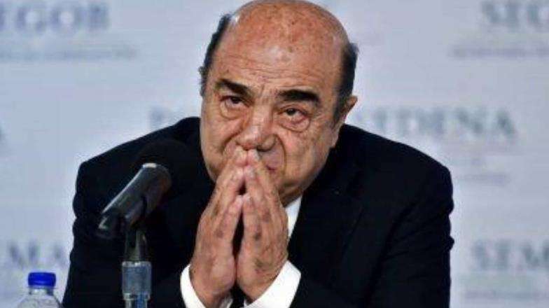 Súplica de la Hija de Murillo Karam: Pide Prisión Domiciliaria para su Padre