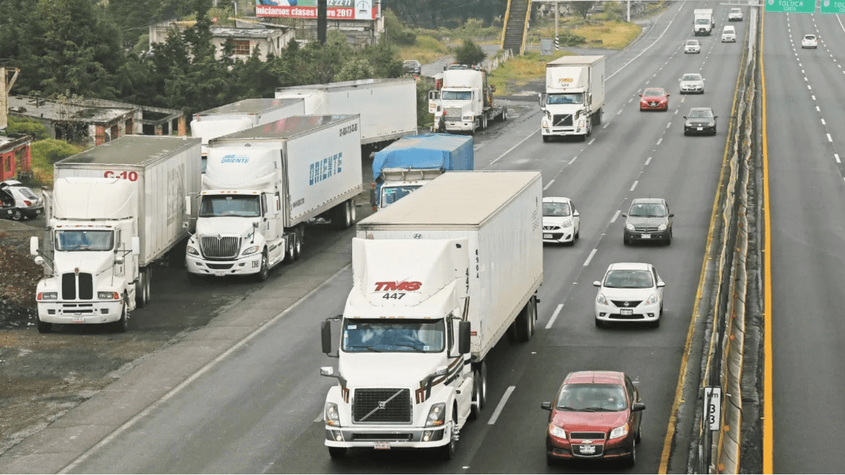 Movilización de Transportistas: Paro Nacional Continúa en Distintos Puntos de México