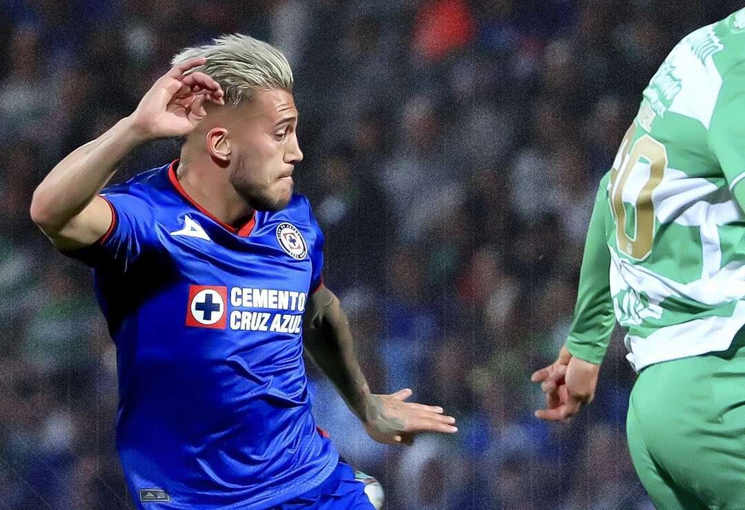 Santos Laguna sorprende a Cruz Azul con una victoria de 3-0