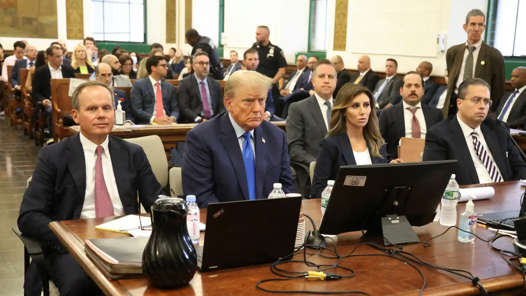 Abogados de Trump Argumentan Incapacidad para Pagar Fianza de 465 millones de dólares