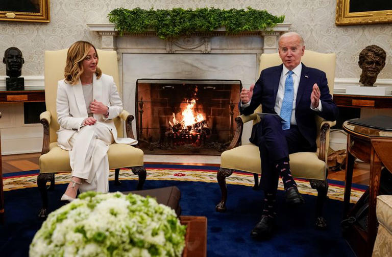 Estados Unidos Anuncia Lanzamiento de Ayuda Humanitaria sobre Gaza