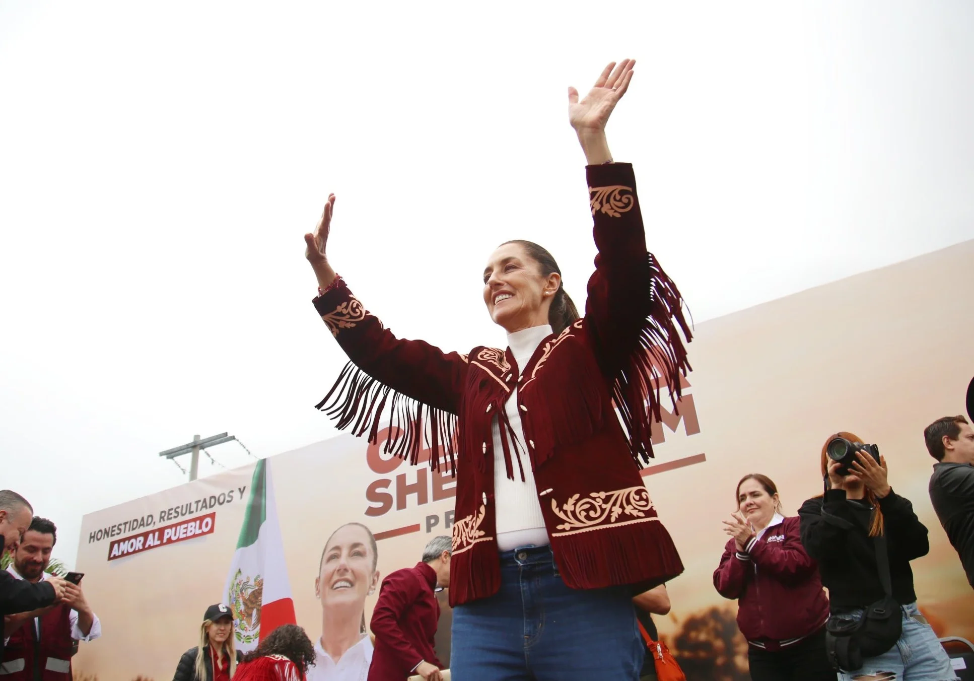 Celebran Suspensión de la Ley Migratoria SB4 en Texas: Sheinbaum Insiste en la Importancia de Construir Puentes