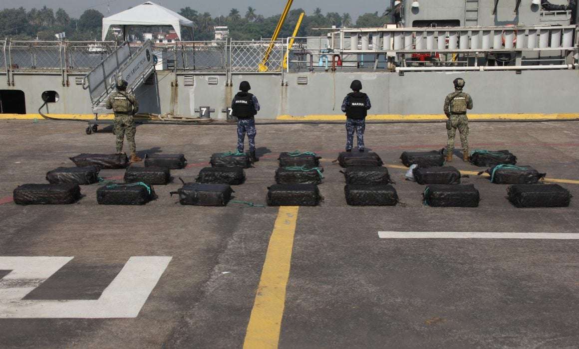 Operación de la Marina: Decomiso de Tonelada y Media de Cocaína en Costas de Michoacán