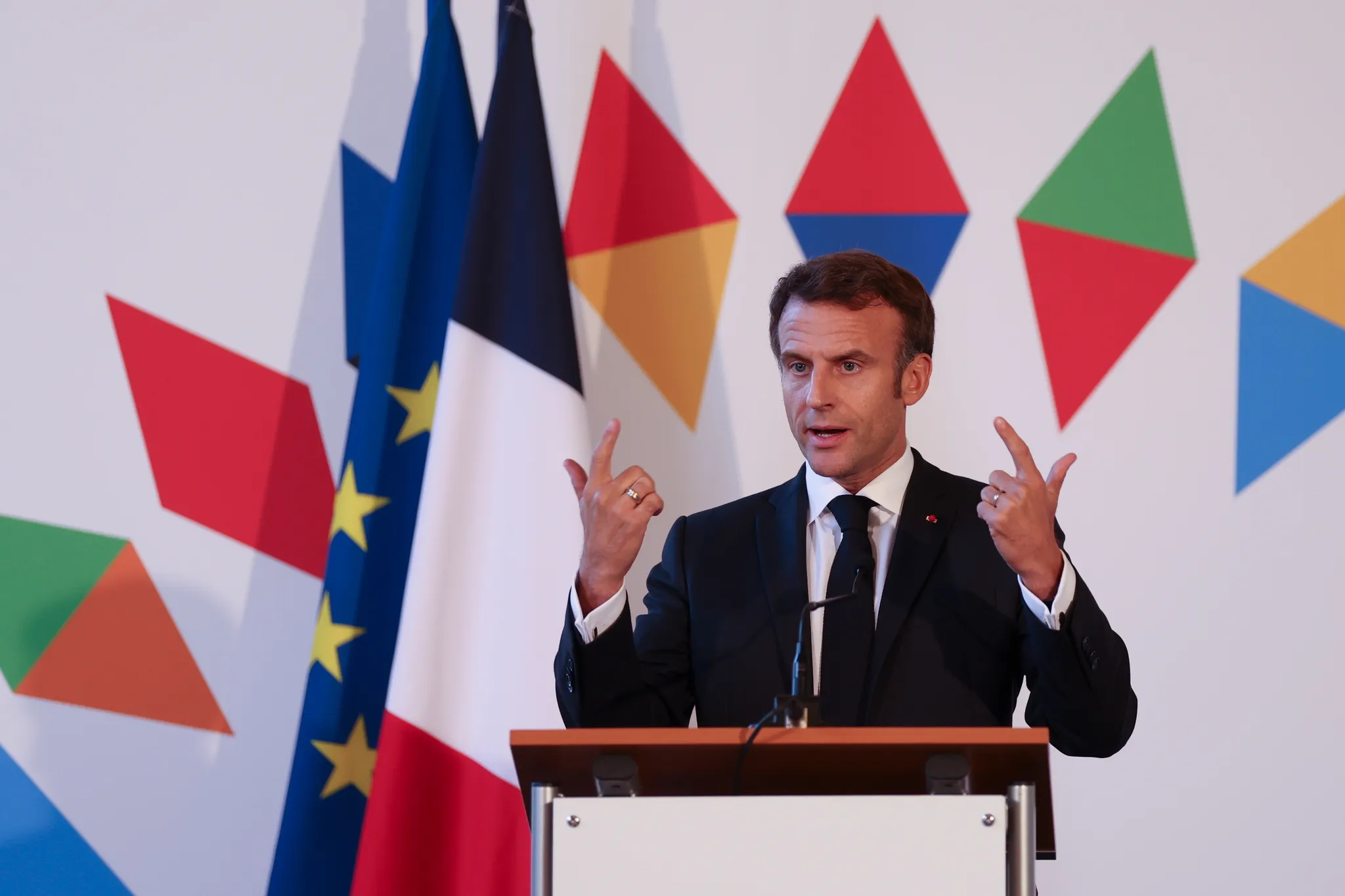 Macron Promoverá en Praga la “Coalición Europea” para la Defensa de Ucrania