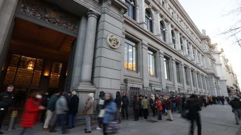 Advertencia de Bruselas: Deuda pública española alcanzará el 118,4 % del PIB en una década
