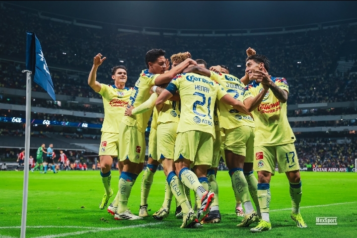 América Avanza en la Concacaf Champions Cup a pesar de la Derrota ante Chivas