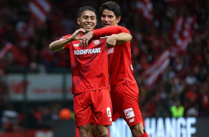 Toluca Domina a Pumas con un Contundente 3-0 en el Nemesio Díez