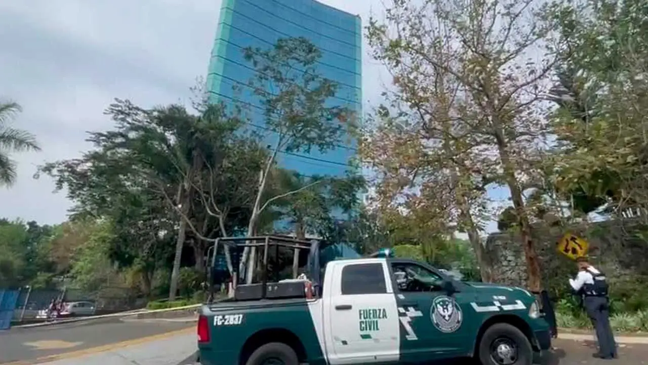 Hallan Pirotecnia Tras Alerta de Bomba en Torre Ánimas de Xalapa