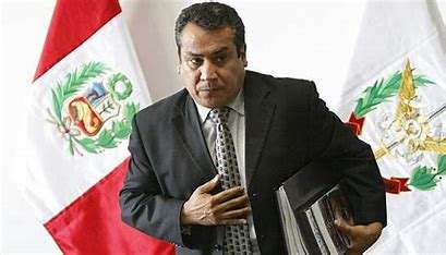 Nuevo presidente del Consejo de Ministros de Perú tras renuncia de Otárola