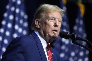 Trump Critica al Juez y a su Hija Después de Imposición de Orden de Silencio en Caso Penal