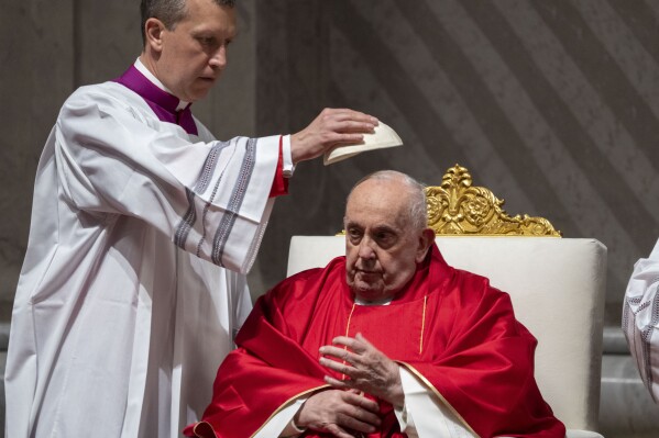 El Papa Francisco se Ausenta del Vía Crucis por Razones de Salud