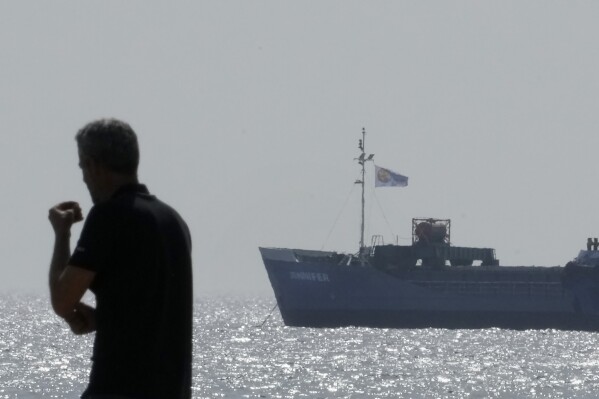 Barcos Parten de Chipre con Ayuda Humanitaria para Gaza