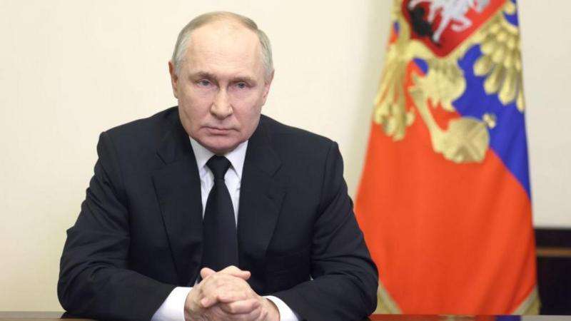 Putin Reconoce Responsabilidad de Radicales Islámicos en Ataque de Moscú, pero Sugiere Implicación de Ucrania